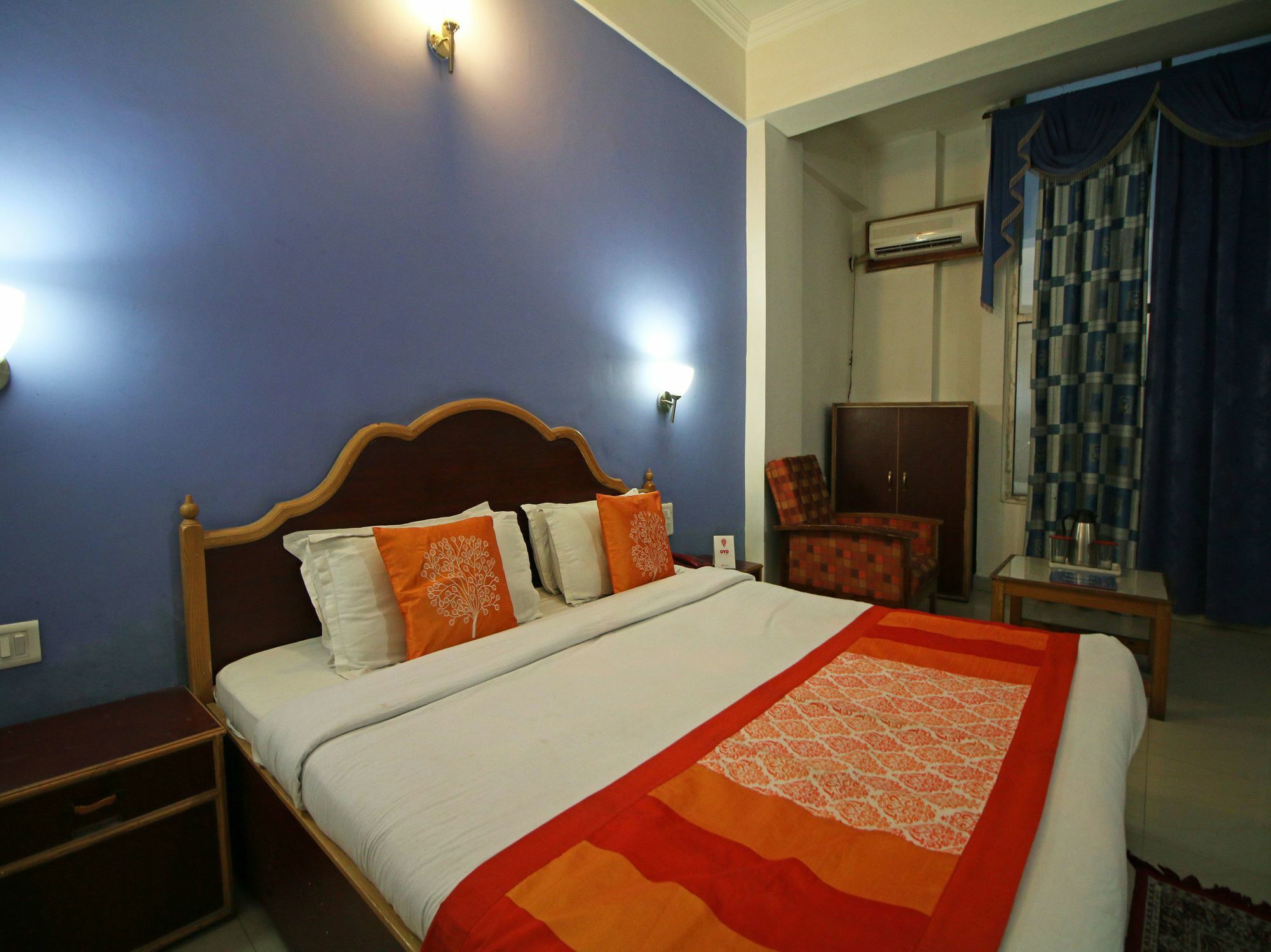 Hotel Oyo 5667 Katra Continental Exterior foto